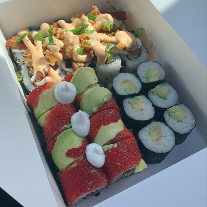 photo of Aiko Sushi (old Active Sushi On Bree) Vegan Platter 2 shared by @leeanneeatsvegan on  14 Jan 2022 - review