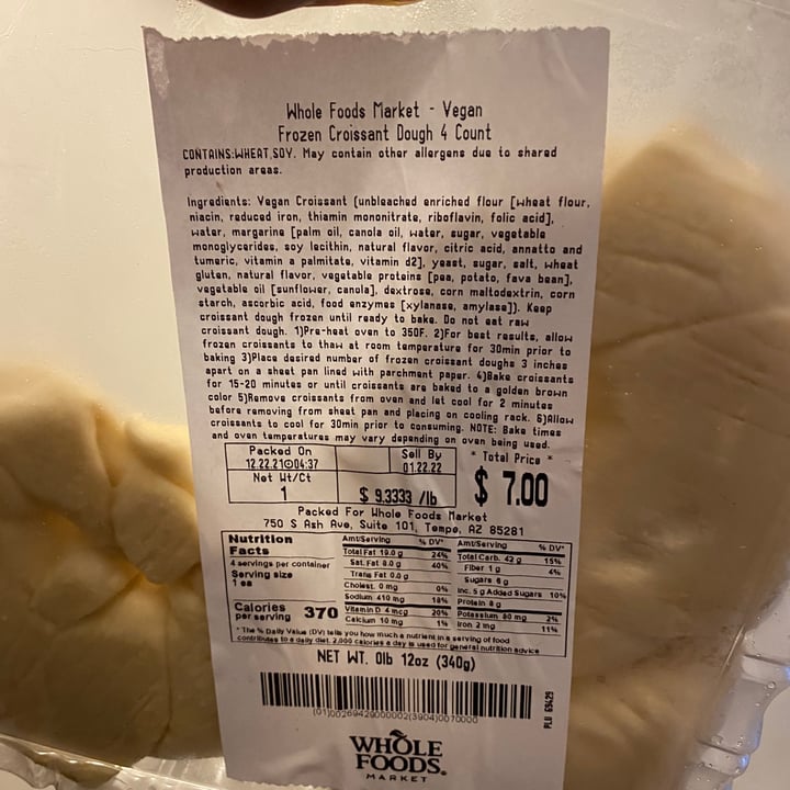 photo of Whole Foods Market Frozen Vegan Croissants shared by @abadgevegan on  08 Jan 2022 - review