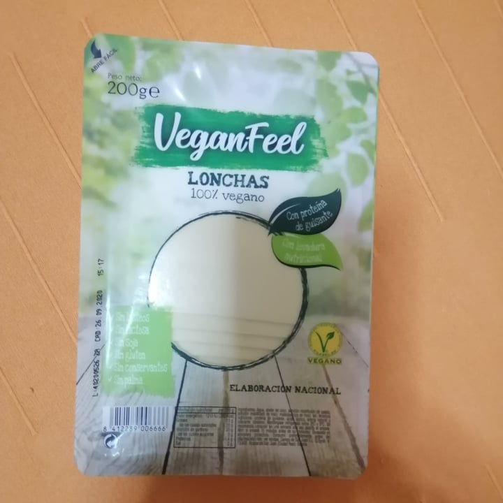 review photo of Vegan Feel Lonchas 100% Veganas Queso shared by @lulayloscinco on 17 Jun 2020 - review