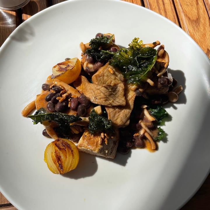review photo of Proud Mary Coal-Roasted Tofu shared by @mayavegan on 05 May 2021 - review