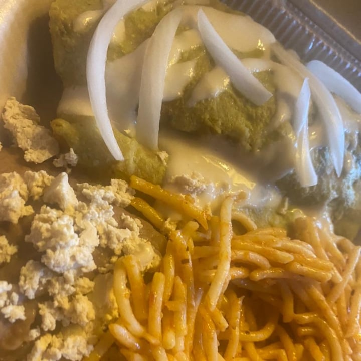 review photo of Calavegans Enchiladas Suizas shared by @dopefriend on 17 Mar 2021 - review