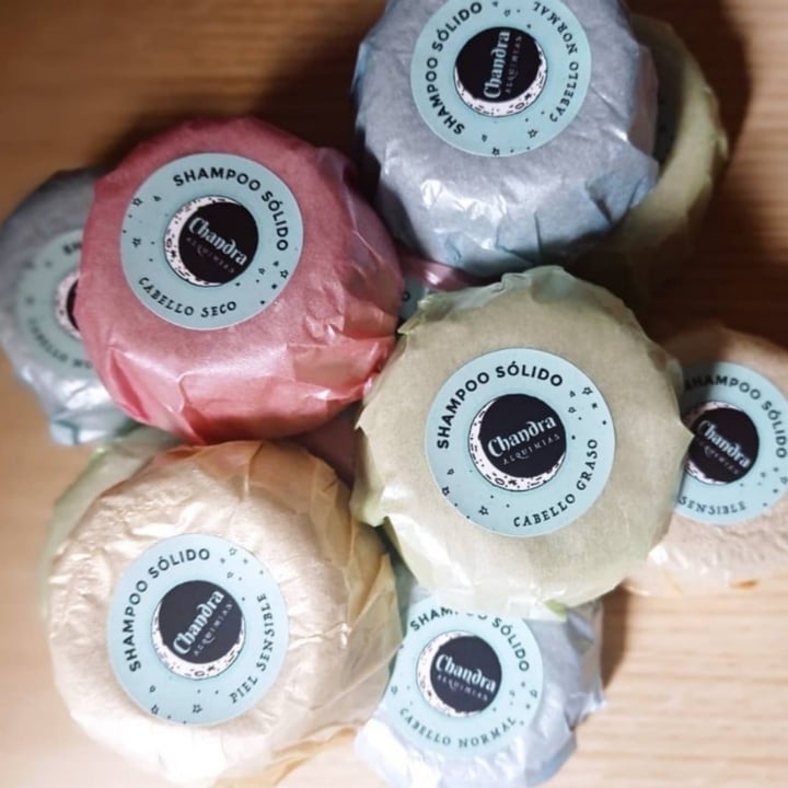 review photo of Chandra Alquimias Shampoo sólido shared by @amarantastico on 05 Sep 2021 - review