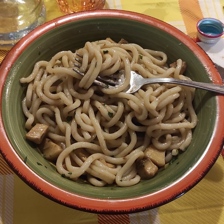 photo of Dar Bruttone pasta con i funghi shared by @vmattia1994 on  16 Jun 2022 - review