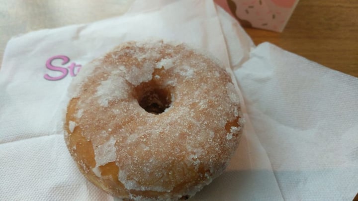 photo of Stan's Donuts Vegan Glazed Donut shared by @florence-al on  09 Mar 2020 - review