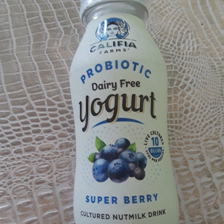 photo of Califia Farms Probiotic Dairy Free Yogurt Drink Unsweetened Plain shared by @mikaladawn on  25 May 2020 - review