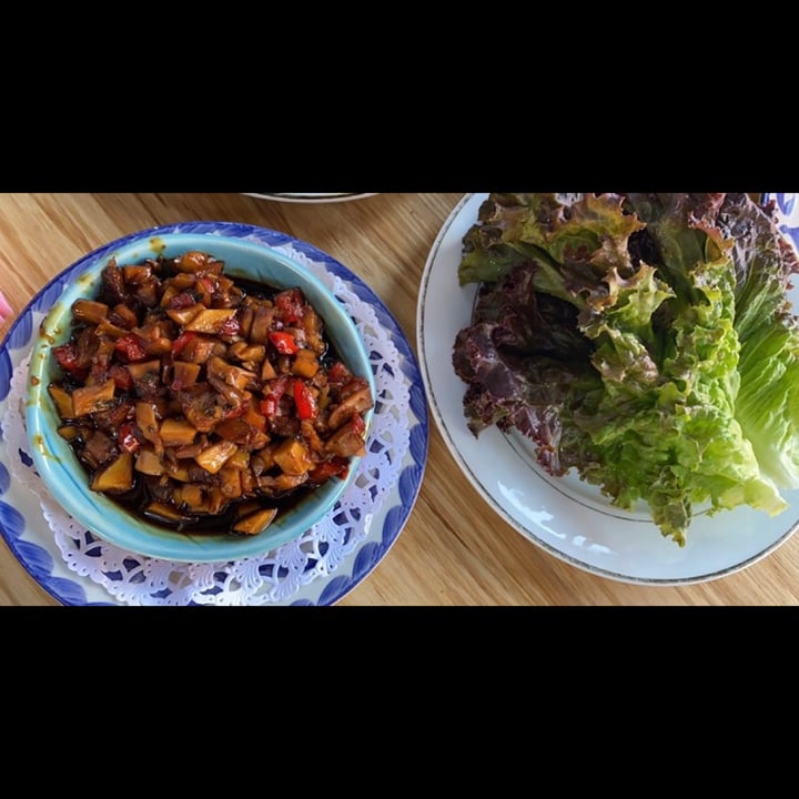 Thyme & Tonic United States Mushroom San Chao Bao Lettuce Cups Review
