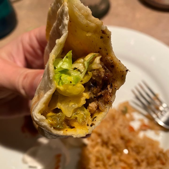 photo of Bar Bombón Blackened Chick’n Fajita Tacos shared by @curvycarbivore on  22 Dec 2020 - review