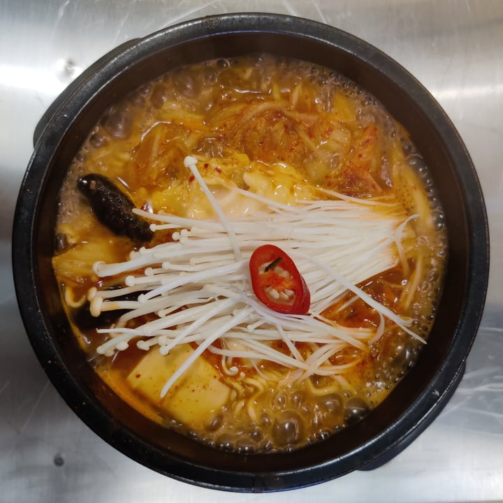 review photo of The Boneless Kitchen Budae Jjigae (Korean Army Stew) shared by @jerald on 27 Mar 2022 - review