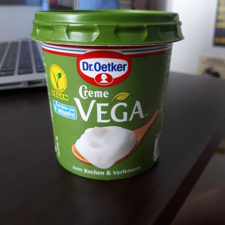 photo of Dr. Oetker Creme Vega shared by @tombolatom on  25 Apr 2020 - review