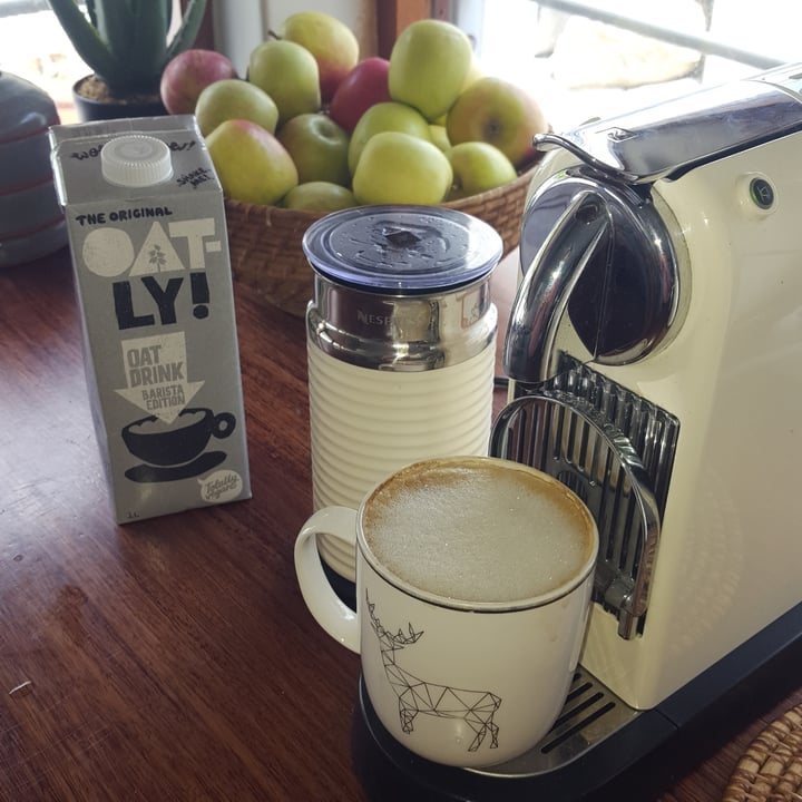 photo of Oatly Oat Drink Barista Edition  shared by @lizadewet on  09 Oct 2020 - review