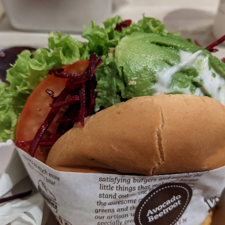 review photo of VeganBurg Singapore Avocado Beetroot Burger shared by @preethiness on 24 Oct 2020 - review