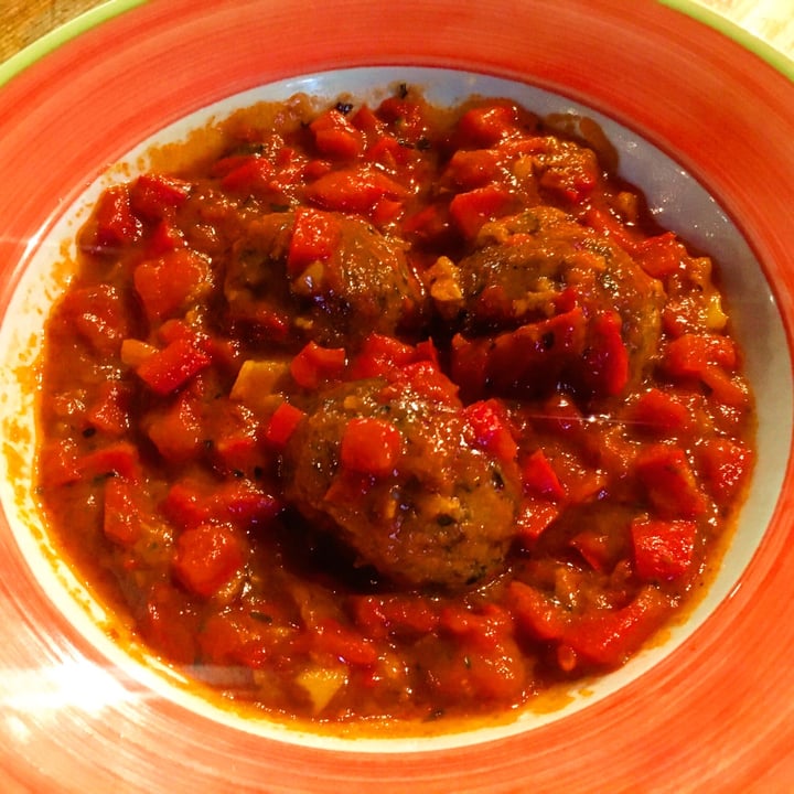 photo of Plant Meatballs in marinara sauce shared by @pierrot on  23 Apr 2021 - review