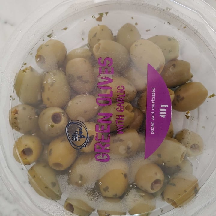 photo of Vemondo  green olives shared by @therealdrago on  29 May 2022 - review