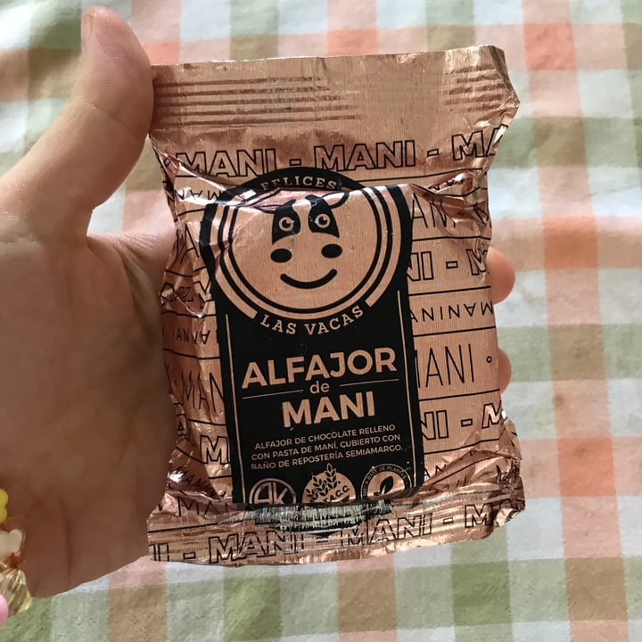 photo of Felices Las Vacas Alfajor Con Pasta De Maní shared by @sofivarela1 on  31 Jan 2022 - review