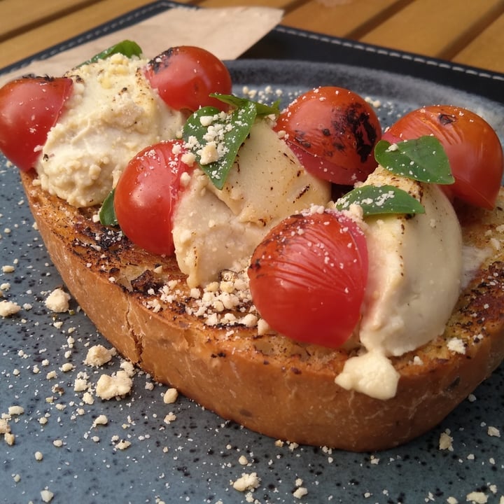 review photo of Piccoli Cucina Bruschetta Caprese shared by @letsverissimo on 08 Jun 2022 - review