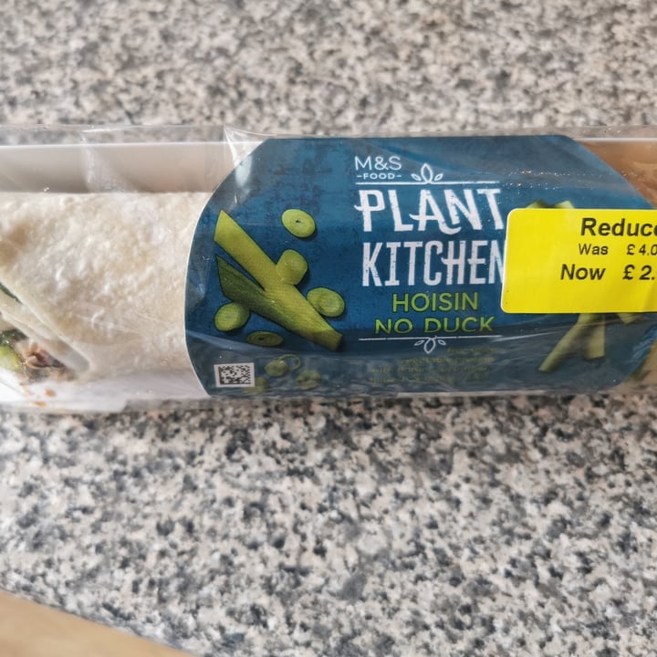 review photo of Plant Kitchen (M&S) Hoisin No Duck Wrap shared by @jasont on 19 Mar 2022 - review