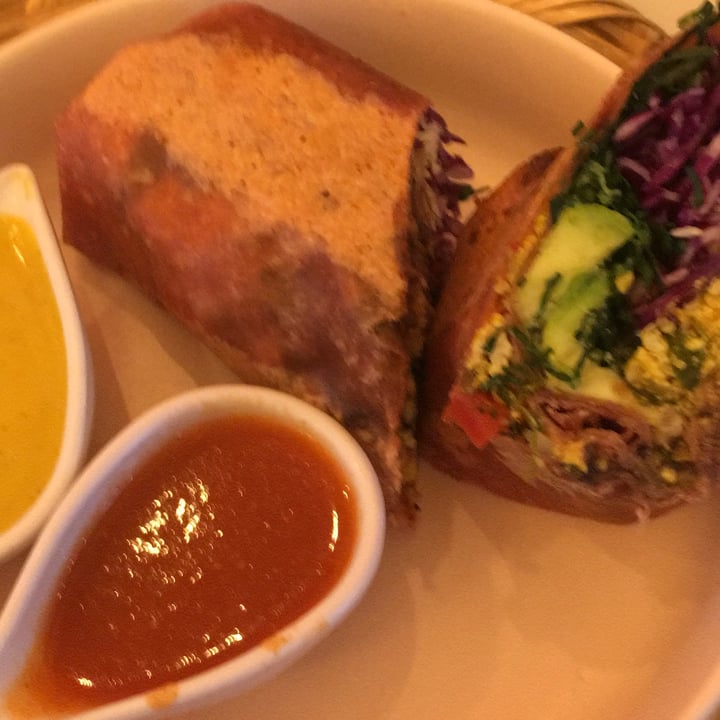 photo of La Pitahaya Vegana Burrito shared by @dh on  05 Aug 2022 - review