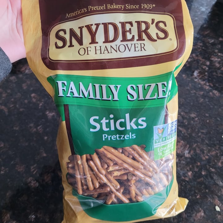 photo of Snyder's of Hanover Family Size Pretzel Sticks shared by @yourfriendjen on  04 Jan 2022 - review