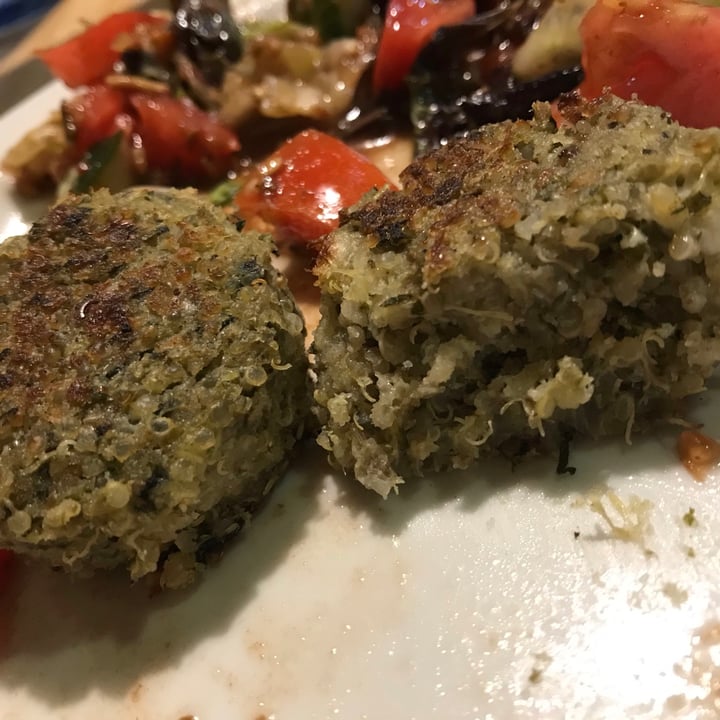review photo of Mundo Vegetal Bocaditos de quinoa con muzzarella de almendra shared by @carogarcia on 06 Jan 2021 - review