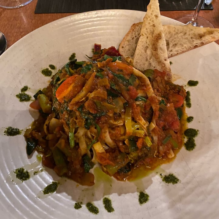 review photo of La Piazzetta Vieux-Port Fettuccine primavera shared by @dionysustainability on 25 Apr 2022 - review