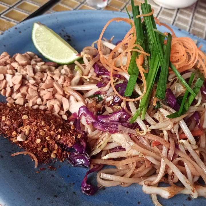 review photo of Gin Khao Bistro Sentosa Cove Pad Thai shared by @jane-b on 11 Jul 2022 - review