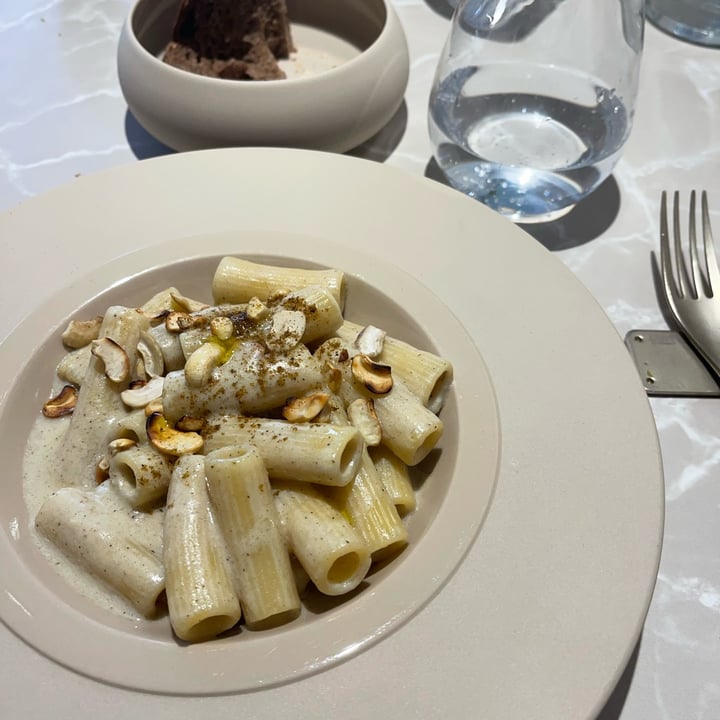 photo of Linfa Milano - Eat Different Cashew & pepe shared by @giadapirozzini on  28 May 2022 - review