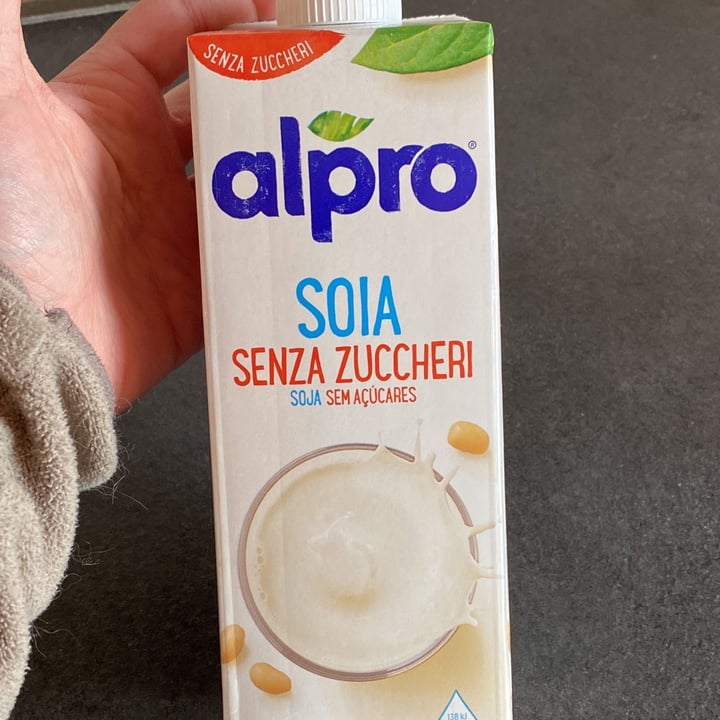 photo of Alpro Bevanda Di Soia Senza Zuccheri shared by @sorayyarusso on  07 Apr 2022 - review