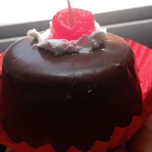 菜肴“Panqué De Vainilla Cubierto De Chocolate”的照片