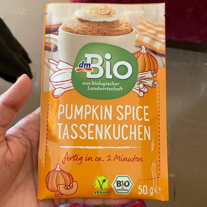 photo of dmBio Pumpkin Spice Tassenkuchen shared by @stefveg97 on  11 Dec 2022 - review