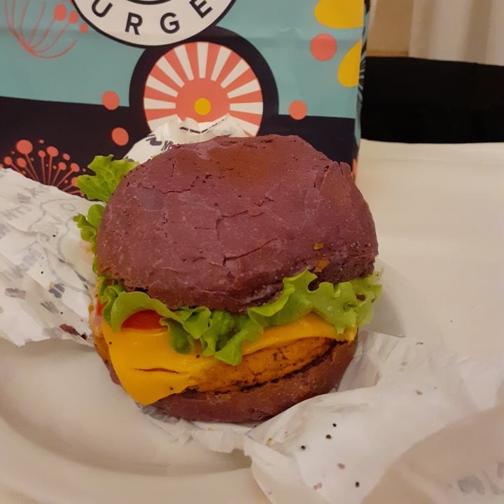 photo of Flower Burger Cheese cecio shared by @maborzi on  20 Mar 2022 - review