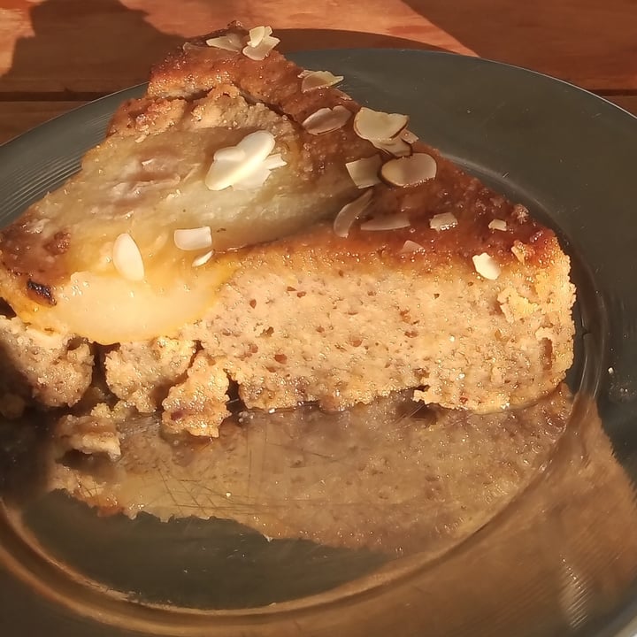 photo of CASA NUEZA Torta pera y almendras shared by @soylatormenta on  05 Mar 2021 - review