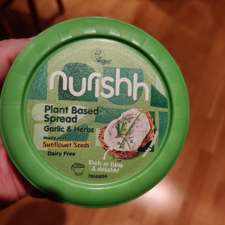 photo of Nurishh Plant Based Spread Garlic & Herbs shared by @enkelvegan on  24 Mar 2022 - review