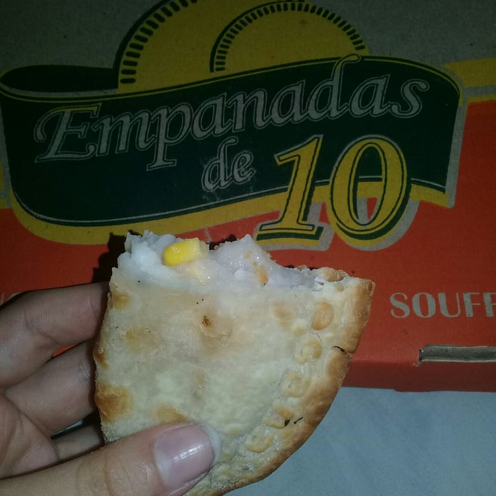 photo of Empanadas de 10 Empanada de humita Vegan shared by @celevegan on  10 Dec 2020 - review