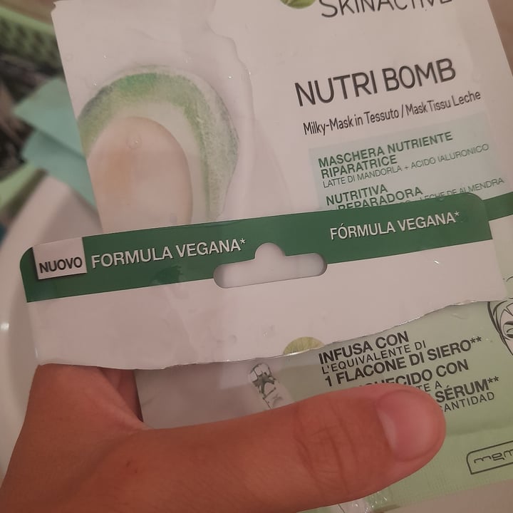 photo of Garnier maschera nutri bomb shared by @eleonorandrea on  16 Aug 2022 - review