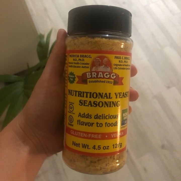 photo of Bragg Bragg nutritional Yeast shared by @katharinaz on  25 Aug 2021 - review