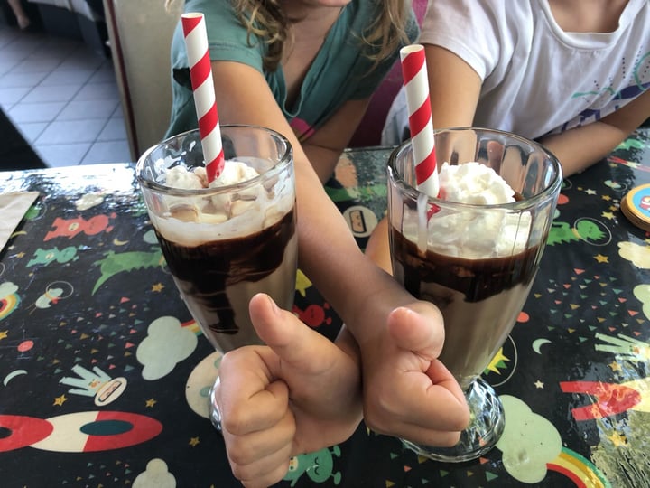 photo of Saturn Cafe Vegan Chocolate Milkshake shared by @s1224 on  20 Jul 2019 - review