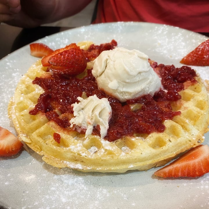 review photo of The Vegan Chef Sandton Strawberry waffle shared by @laurennamer on 13 Nov 2021 - review