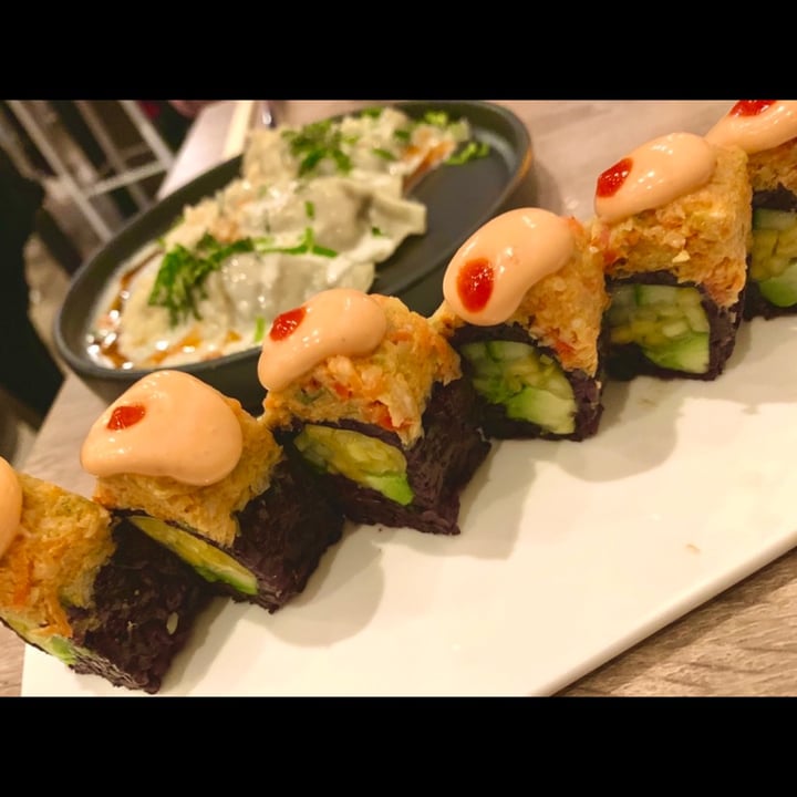 photo of Beyond Sushi (W 37th Street) veggie Sushi shared by @nnadolna on  15 Jun 2020 - review
