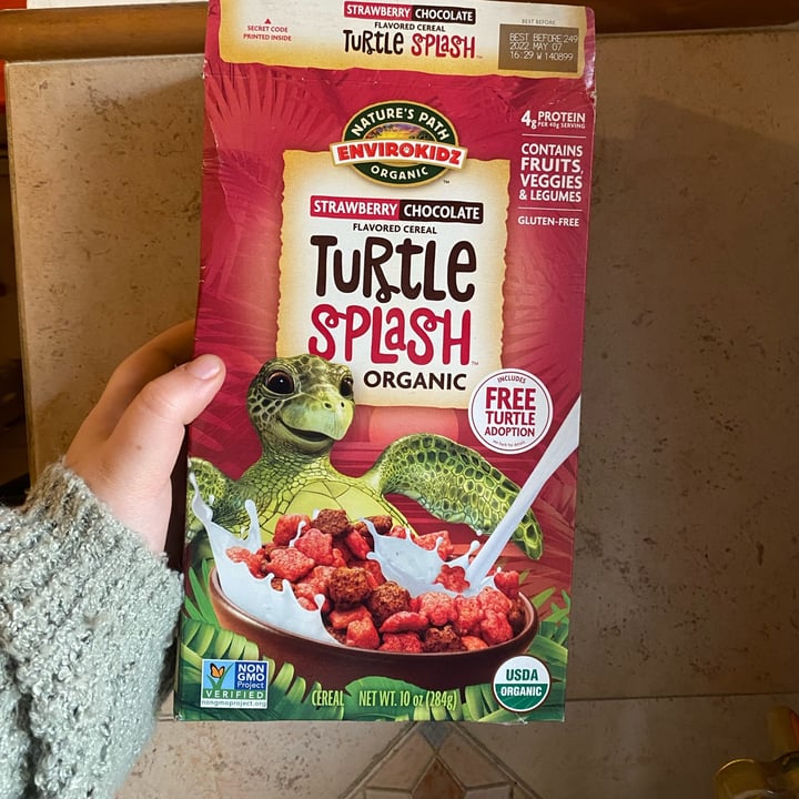 photo of Nature's Path Foods Strawberry Chocolate Turtle Splash shared by @irenemairaa on  11 Dec 2021 - review