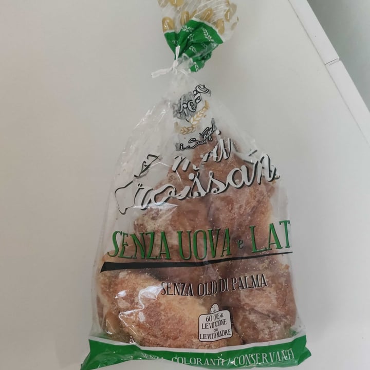 photo of Santangelo Mini croissant shared by @zozzonevegano on  24 Jun 2022 - review