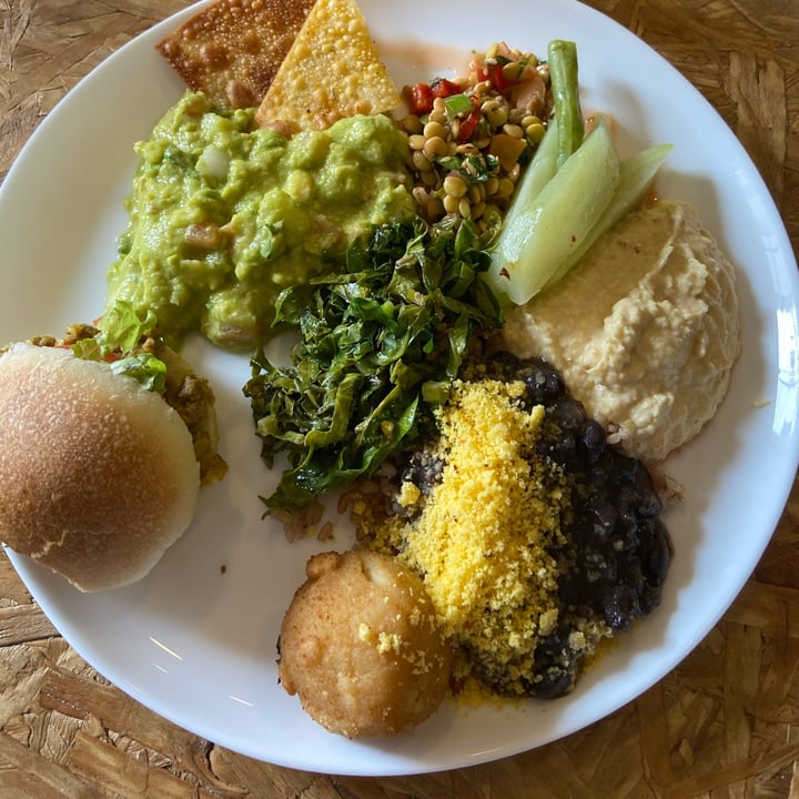review photo of Vegetalle Almoço por quilo vegano shared by @silviadelamo on 25 Jun 2022 - review