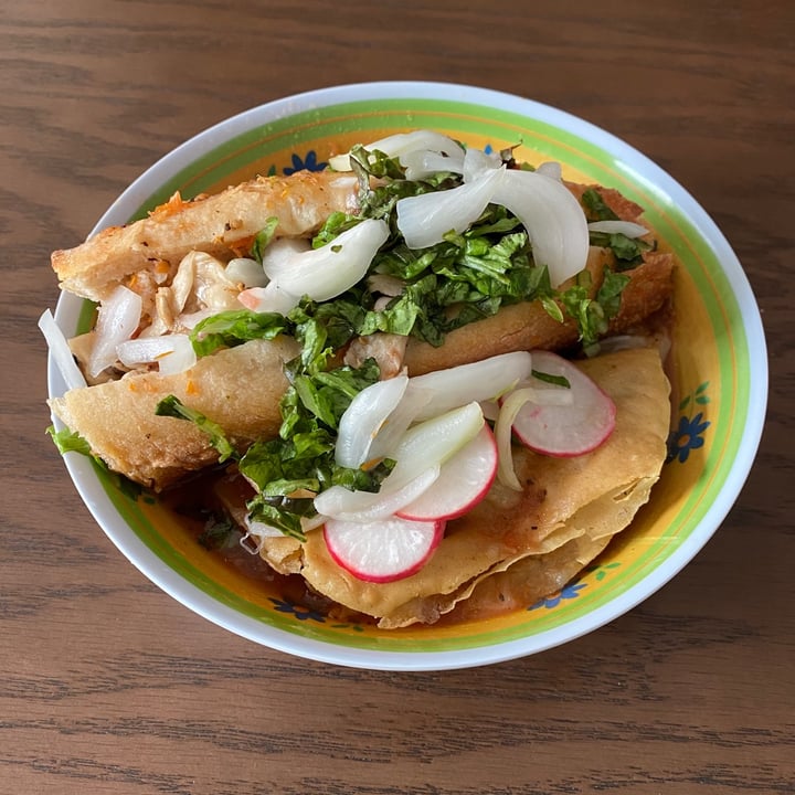 review photo of El Vegano Torta ahogada y tacos dorados shared by @shizomaru on 04 Jun 2021 - review