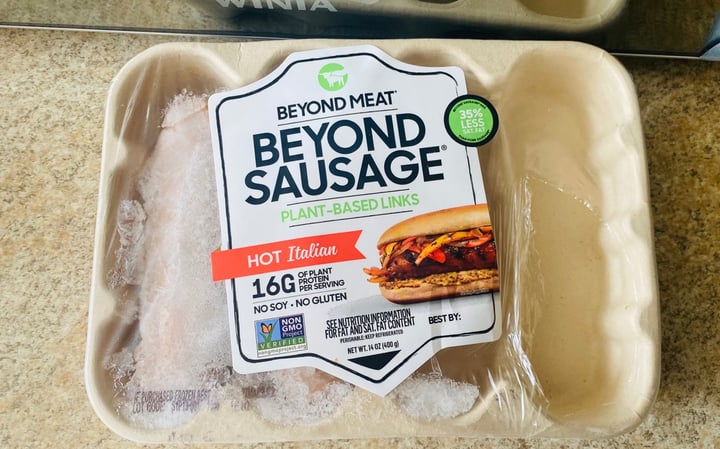 photo of Beyond Meat Beyond Sausage Brat Original  shared by @dilciagalant on  27 Jul 2021 - review