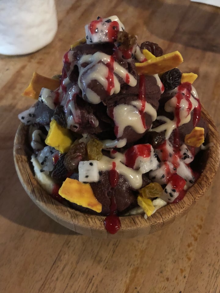photo of Afterglow By Anglow Acai Bowl shared by @roxtarlette on  18 Sep 2019 - review