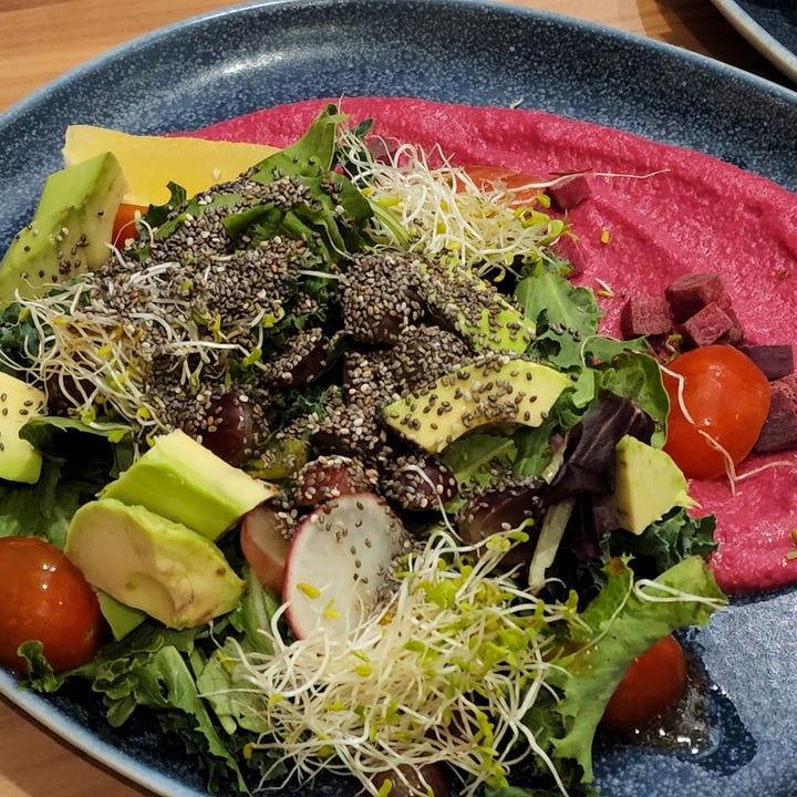 photo of Am I Addicted - Pottery Studio & V Cafe Garbanzo Beetroot Salad shared by @3xmoos on  04 Jul 2022 - review