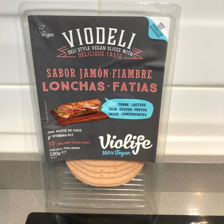 photo of Violife Viodeli fiambre sabor jamón shared by @loula on  29 May 2022 - review