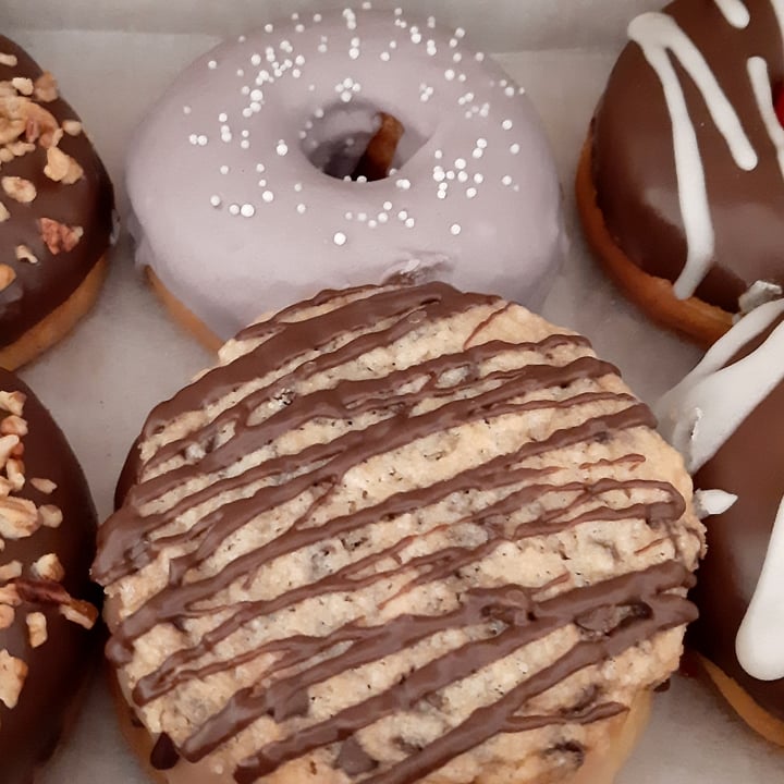 photo of Donut Disturb Paquete De Donas shared by @dianaht on  06 Jan 2021 - review