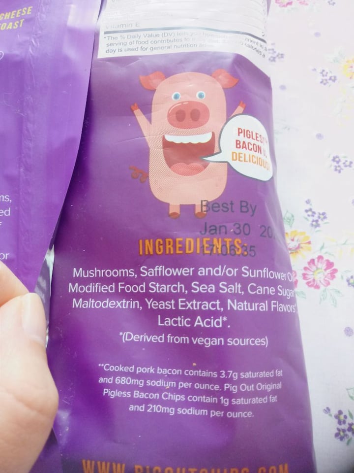 photo of Outstanding Foods Original Pigless Bacon Chips shared by @friendsnotfood on  23 Nov 2019 - review