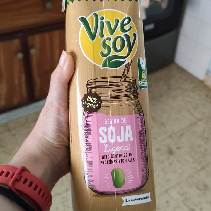 photo of ViveSoy Bebida de soja ligera shared by @flaviawhites on  10 Dec 2021 - review
