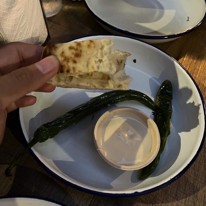 review photo of Miznon Singapore Hot Damn It's FREE FLOW PITA & TAHINI shared by @noobles on 09 Apr 2022 - review